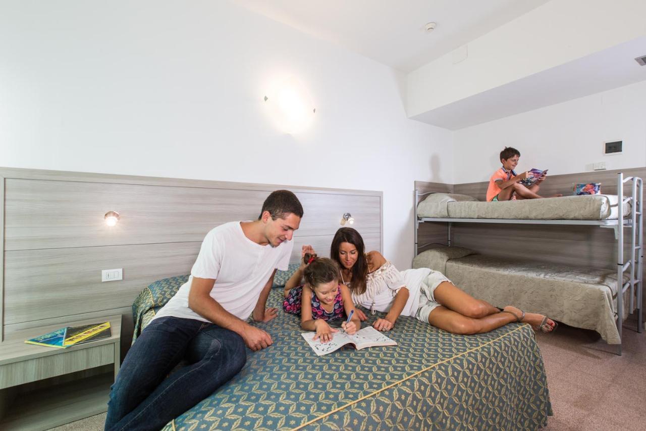 Hotel International Габичче-Маре Экстерьер фото